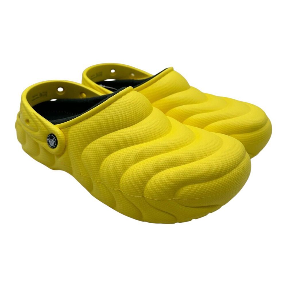 Crocs Classic Lined Overpuff Clogs Mens 10 Womens 12 Cyber Yellow 210059-77J